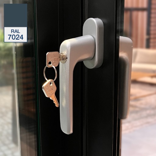 669018e74a819-f851f8cc50613b58b77caf6d3193d2c0b3c4268e-p085591-c-v01-0-202312jpg