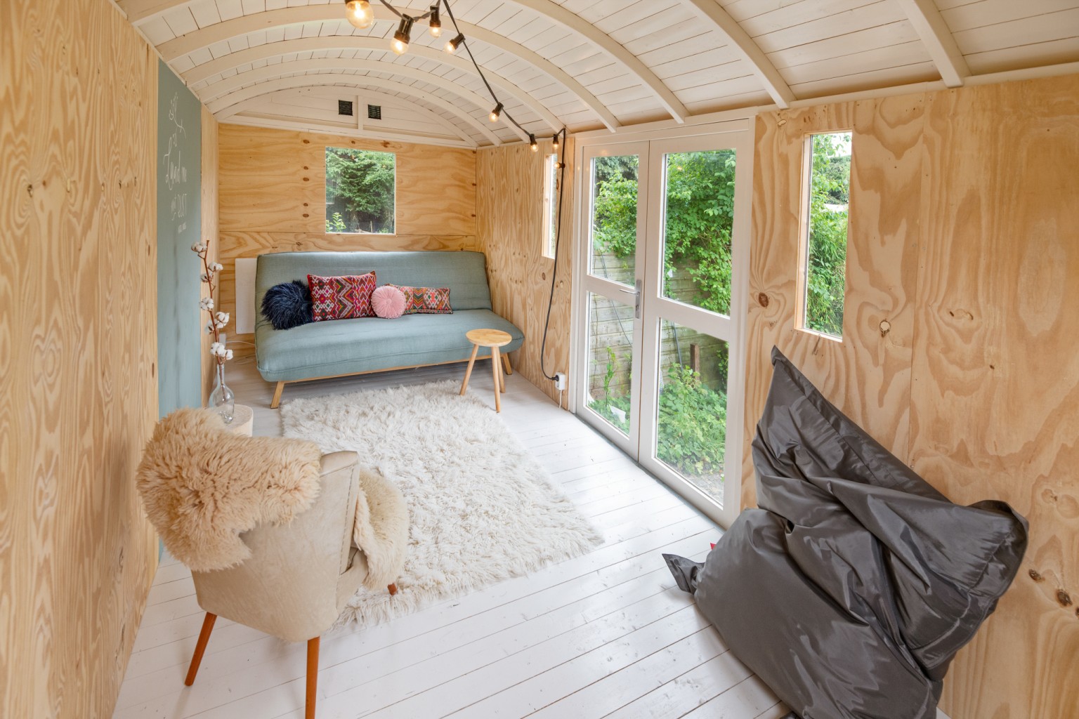 669002beab10a-b53354ed8c2f49cafb34b3e272d4622971a83c44-p013084-r-v01-0-202104jpg