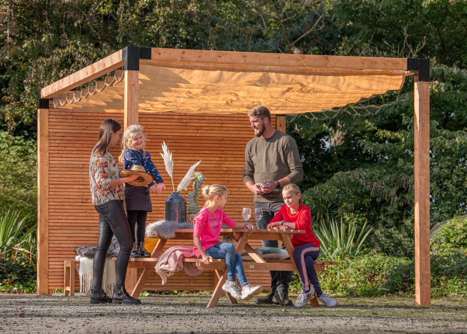 6690101ff1f8a-50c2a5ad9388ec889136db6a89f4a43ce103df95-p020854-r-v01-0-202104jpg