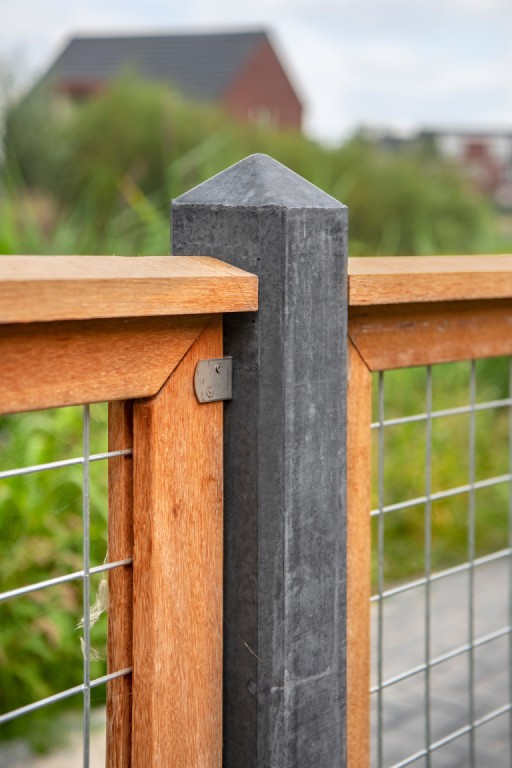 66901bd981a56-689e89f8fc0916520580a727a580e155f5b2f67b-p002136-r-v03-0-202207jpg